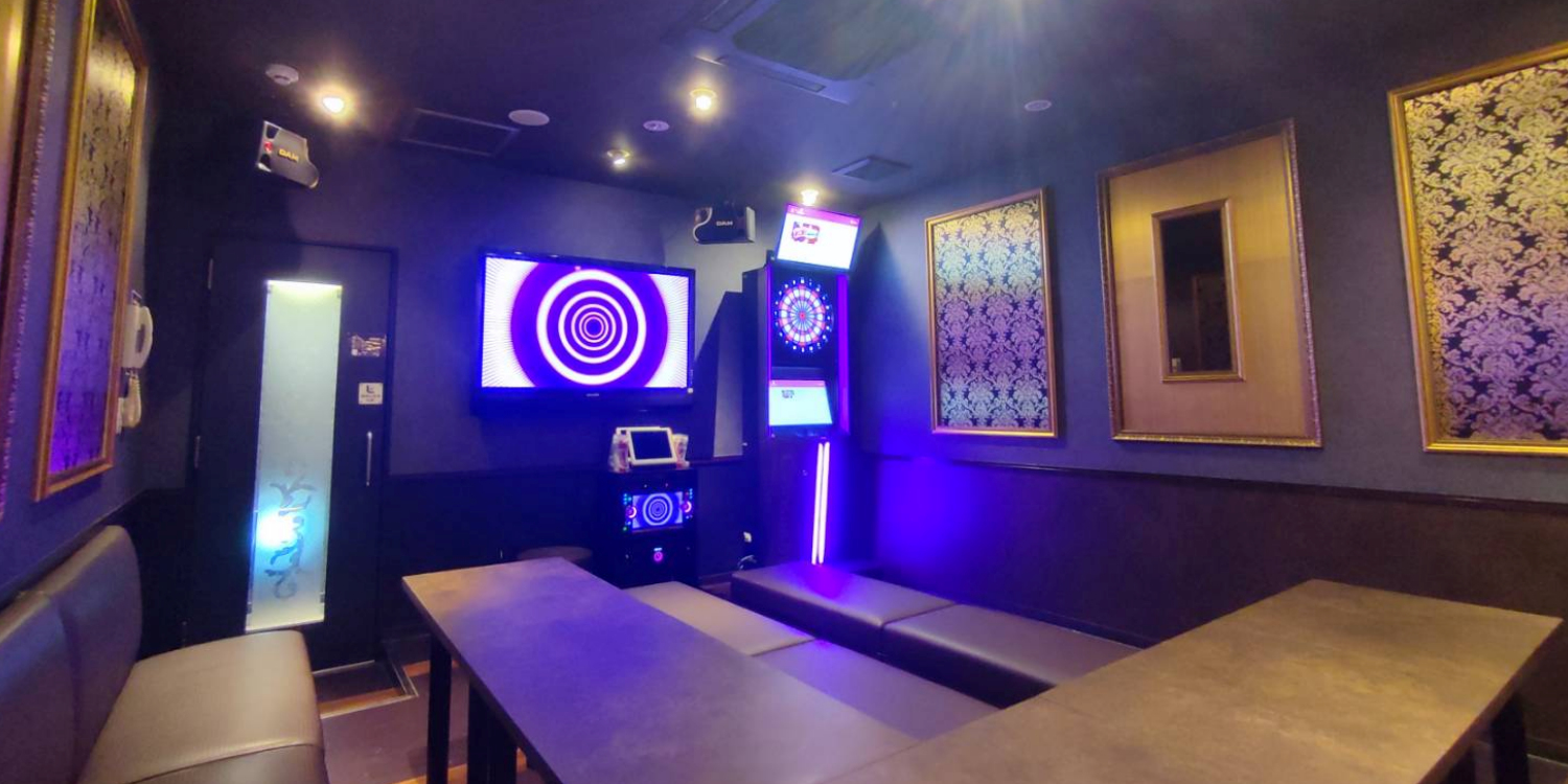 本厚木店 内観1