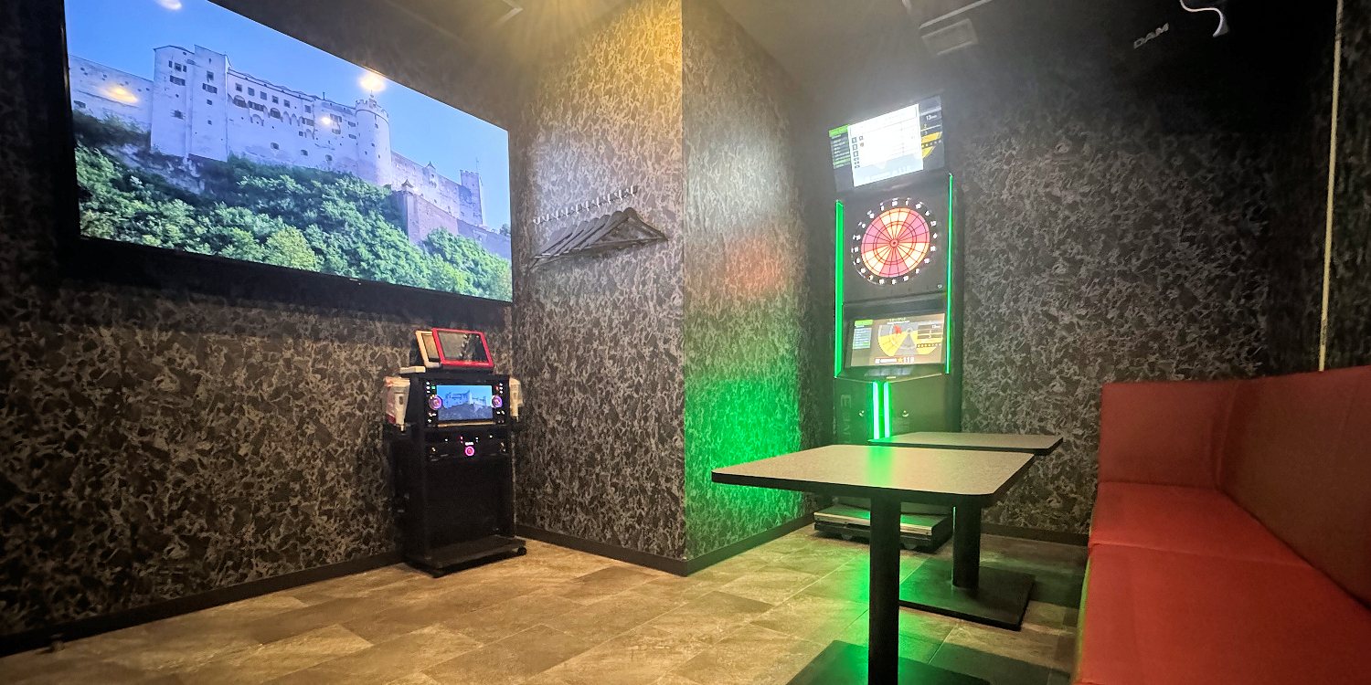 川崎仲見世通り店 内観1